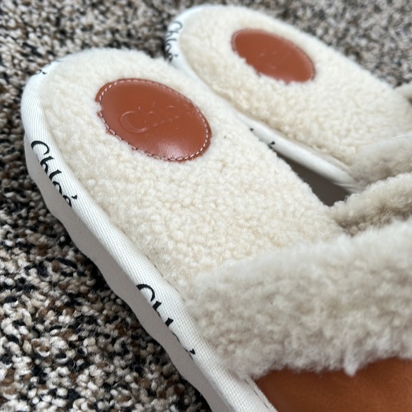 Chloe Shearling Woody Logo Slippers, never worn - Picture 4 of 8
